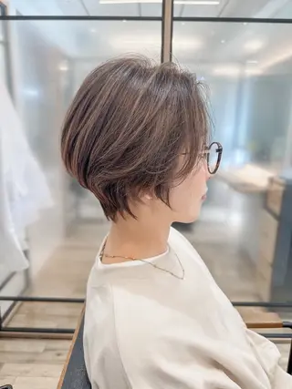 ショート シノハラ ガクト ショート/白髪ぼかしのヘアスタイル