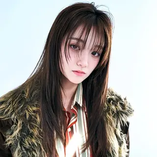 ロング カラー 🍭ハイトーン/レイ ヤーカット🍭チャンのヘアスタイル