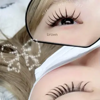 マツエク・マツパ 𝐧𝐞𝐨𝐧新宿 ❤️𝐀𝐲𝐚のマツエク・マツパデザイン