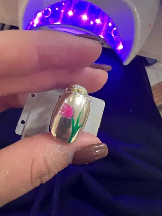 ネイル Nes.Nail所属・Miyagi Asamiのネイルデザイン