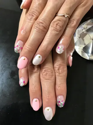 ミディアム ネイル 💎ビューティサロン 湘南　RIRAN💎のネイルデザイン