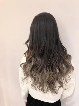 ロング カラー ブリーチ&似合せボブ 田中寛十のヘアスタイル