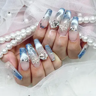 ネイル Lumo所属・めろち ちゃんのネイルデザイン