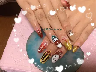 ネイル フラワー ムーンのネイルデザイン