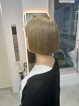 ショート カラー Gisel みらののヘアスタイル