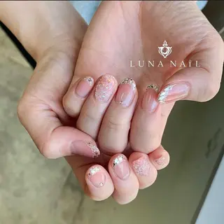 ネイル アトリエ　ミモザ所属・いまむら あかりのネイルデザイン