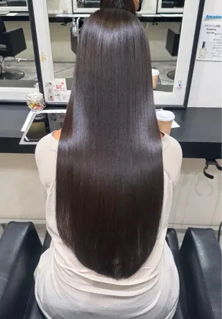 ロング 前野 恵鈴のヘアスタイル