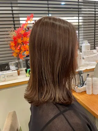 ミディアム 髪質改善サロンLOUIMADNA栄店所属・🌈縮毛矯正特化 杉浦　夏生のヘアスタイル