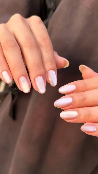 ネイル 関山 志乃のネイルデザイン