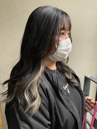 セミロング 大内 志穂のヘアスタイル