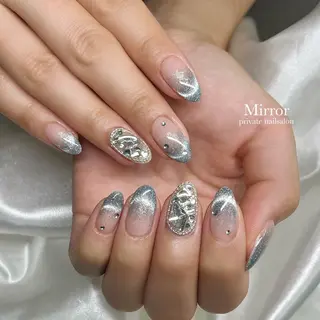 ネイル nailsalon Mirrorのネイルデザイン
