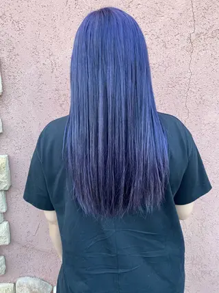 カラー Bish Yanaのヘアスタイル