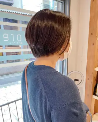 ショート カラー あずまぐち めぐみのヘアスタイル