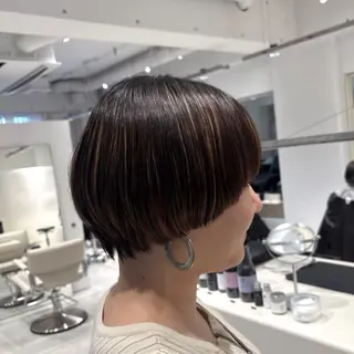ショート カジュアルを女っぽく 𝗮𝘆𝗮𝗰𝗼のヘアスタイル