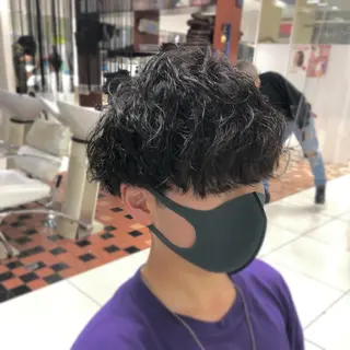 ショート パーマ メンズ 髪質改善&ハイライト 山本翔大🍋のヘアスタイル