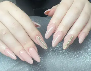 ネイル Kaka_ パラジェル、長さだしのネイルデザイン