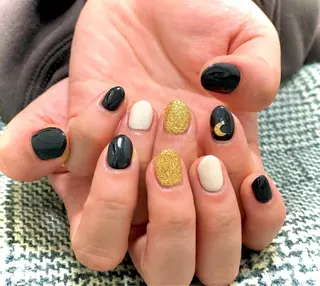 ショート GG houseのネイルデザイン