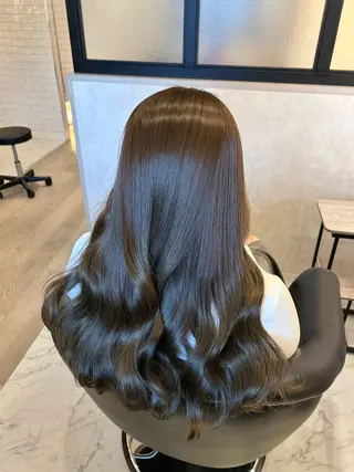 ロング カラー &chaLme   心斎橋所属・emi/髪質改善/ 韓国風/艶カラーのヘアスタイル