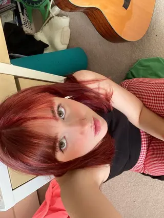 カラー 韓国アンニュイ/ アミのヘアスタイル