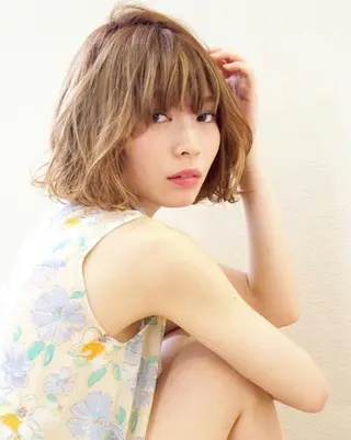 ミディアム 鎌倉 彩のヘアスタイル