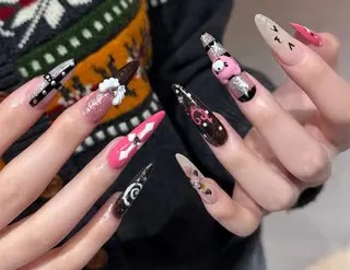 ネイル Pure&Rich Nailのネイルデザイン