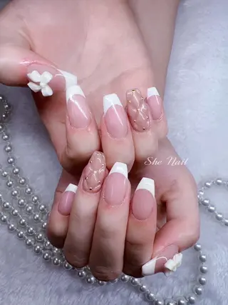 ネイル She   Nail所属・ISA_ BELLAのネイルデザイン