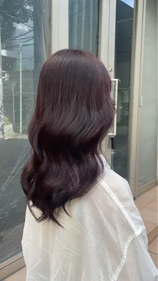 セミロング カラー ブリーチ/髪質改善/ ハイトーン/暖色のヘアスタイル