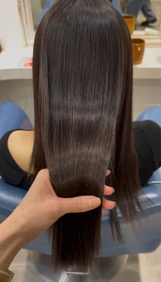 uros.所属・🩵aiko / モデル募集中️🩵のヘアスタイル