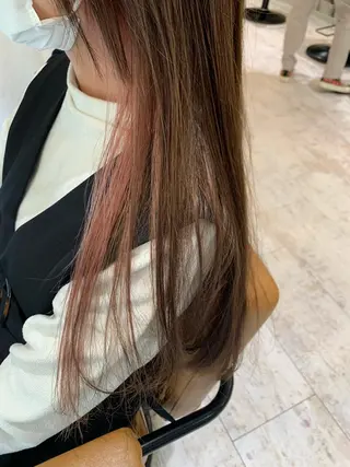 カラー ヤマダ サクラのヘアスタイル