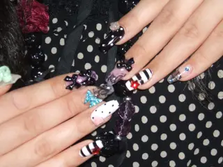 ネイル cozmic sista所属・💕Nanaka💕 ［森ノ宮駅徒歩1分］のネイルデザイン