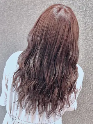 ロング カラー ヘアアレンジ NEO Beauty Salon所属・𝐍𝐄𝐎 𝐉𝐔𝐑𝐈のネイルデザイン