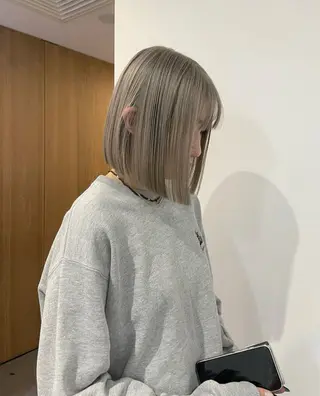 ミディアム カラー akari 🩵のヘアスタイル