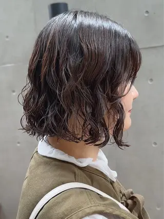 ショート カラー パーマ 大橋 芽衣のヘアスタイル