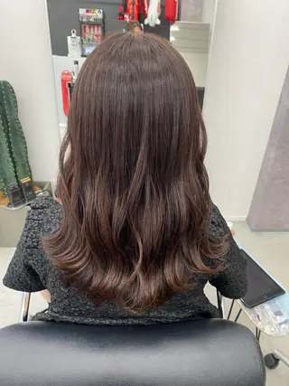 カラー MEMENTO所属・MEMENTO YUZUのヘアスタイル