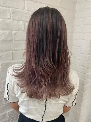 ロング 🍀透明感抜群🍀/ ハイトーンカラーのヘアスタイル