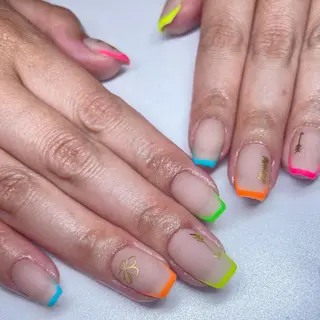 ネイル nail Eclat所属・志賀野 美喜のネイルデザイン