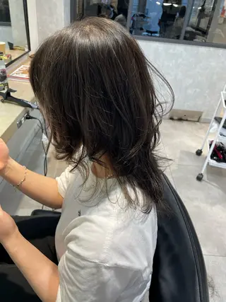 ミディアム カラー arrow🖤 もえみのヘアスタイル