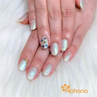 ネイル Alohana所属・Alohana Minaのネイルデザイン