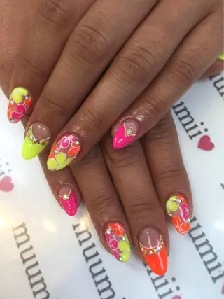 ネイル ネイルサロンmuumii所属・東十条muumii ネイルまつ毛のネイルデザイン