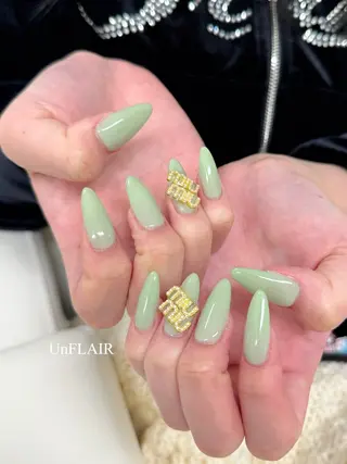 ネイル UnFLAIR 麻布十番店🧸NAOのネイルデザイン