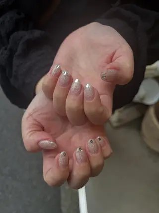 ネイル AT.1011(アトリエテンイレブン)所属・AT.1011 (ハルカ)のネイルデザイン