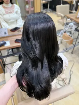 ロング カラー 𝐑𝐮𝐧𝐚 🩵のヘアスタイル