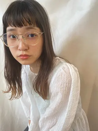 セミロング ANY mikuのヘアスタイル