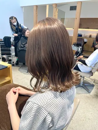 ミディアム 中西倖 トップスタイリストのヘアスタイル