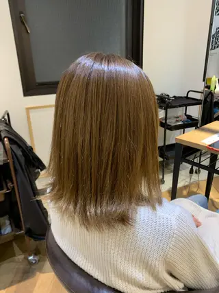 ミディアム カラー RIGO hair所属・トクシ ーのヘアスタイル