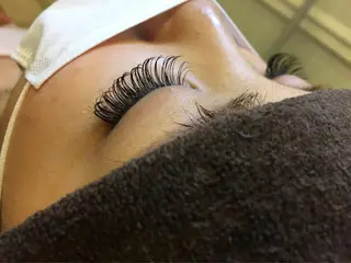 マツエク・マツパ eyelash aimy 小牧店所属・宇井 理絵の眉毛・アイブロウイメージ