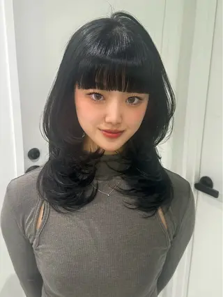 ロング レイヤー／マツエク 💋𝑨𝑵𝑵𝑨のヘアスタイル