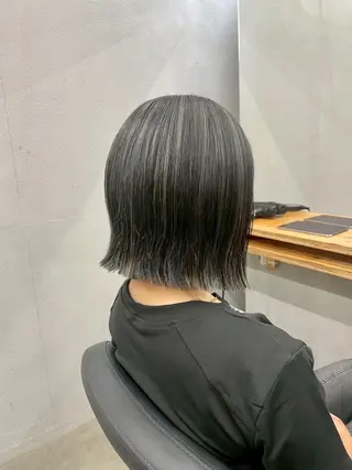 ショート カラー N 【エヌ】のヘアスタイル