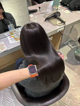 ミディアム カラー ボブぷる艶🌈 艶髪矯正✨遠藤龍雅のヘアスタイル