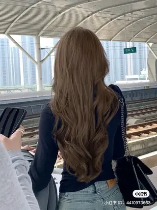 ロング カラー 💖大人韓国ヘア💖 韓国艶カラー【銀座】のヘアスタイル